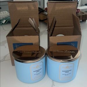 Pair of White Barn Sun-Drenched Linen Candles New In Box